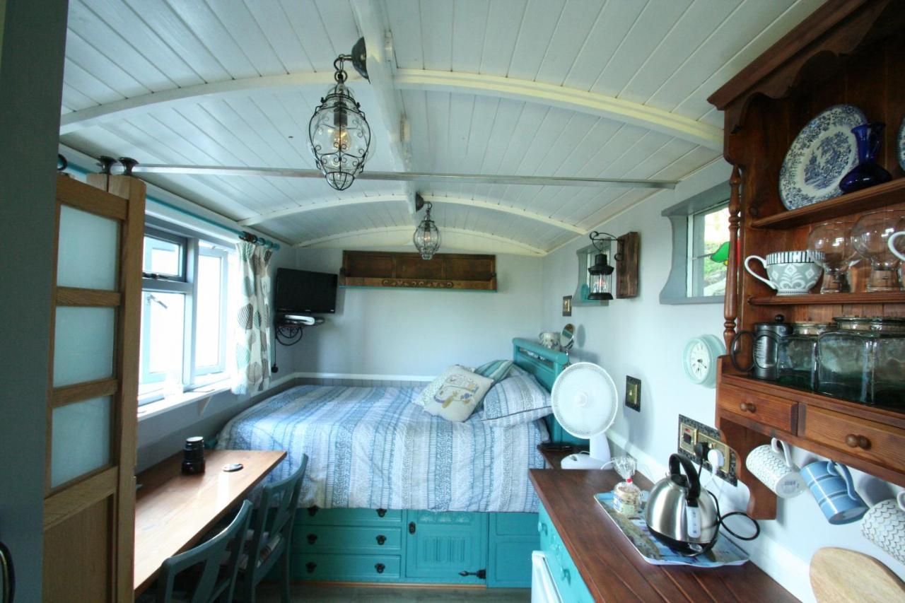 Bronllys Farm Coastal Self-Catering Daire Llanelli Dış mekan fotoğraf
