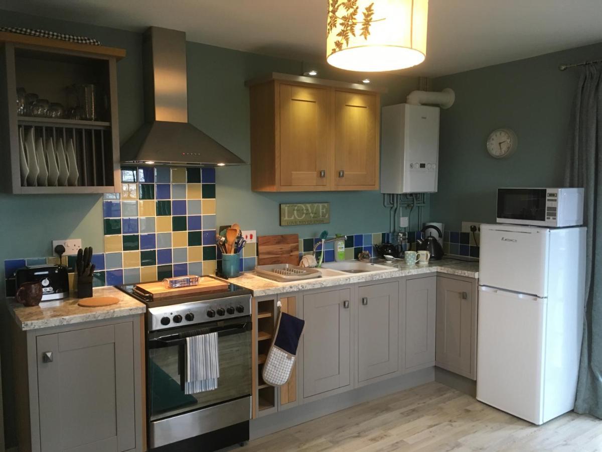 Bronllys Farm Coastal Self-Catering Daire Llanelli Dış mekan fotoğraf