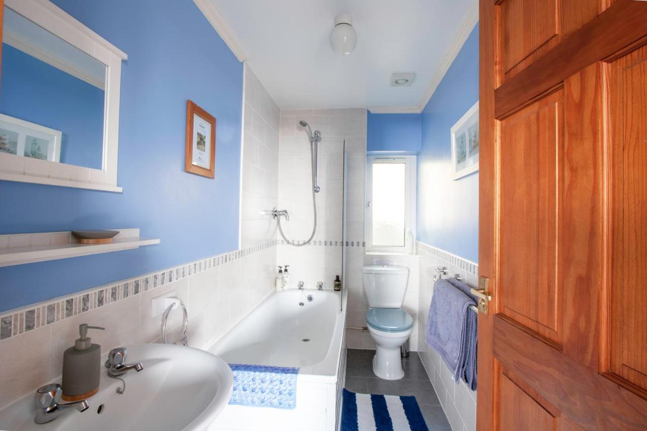 Bronllys Farm Coastal Self-Catering Daire Llanelli Dış mekan fotoğraf