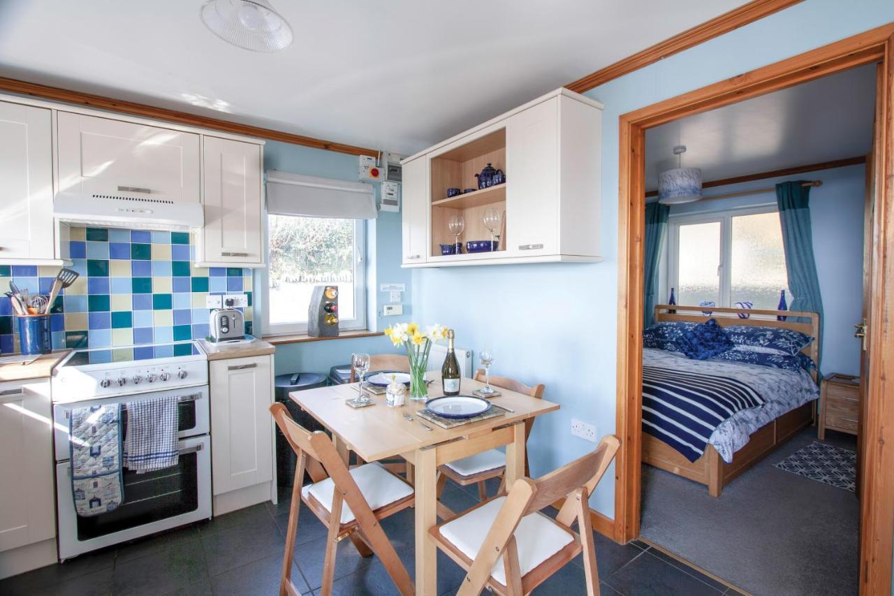 Bronllys Farm Coastal Self-Catering Daire Llanelli Dış mekan fotoğraf